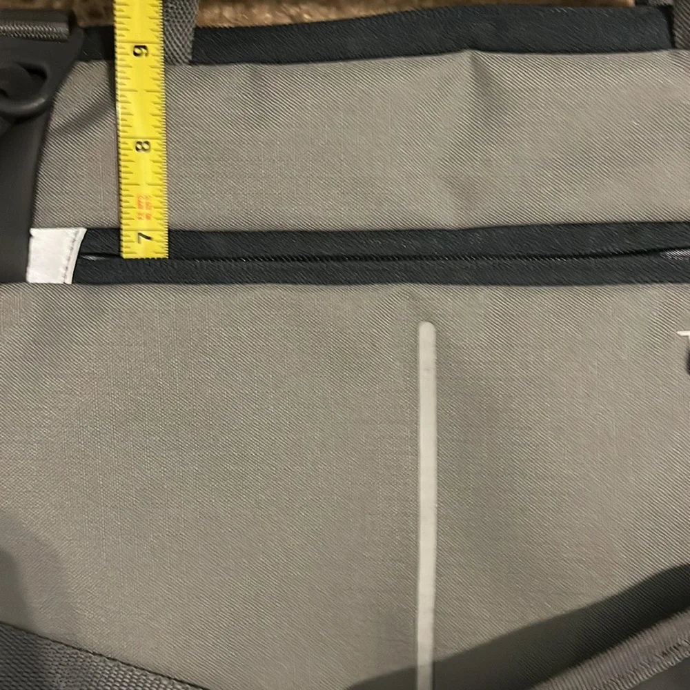 Targus 13.3 Bex II Slipcase, Gray